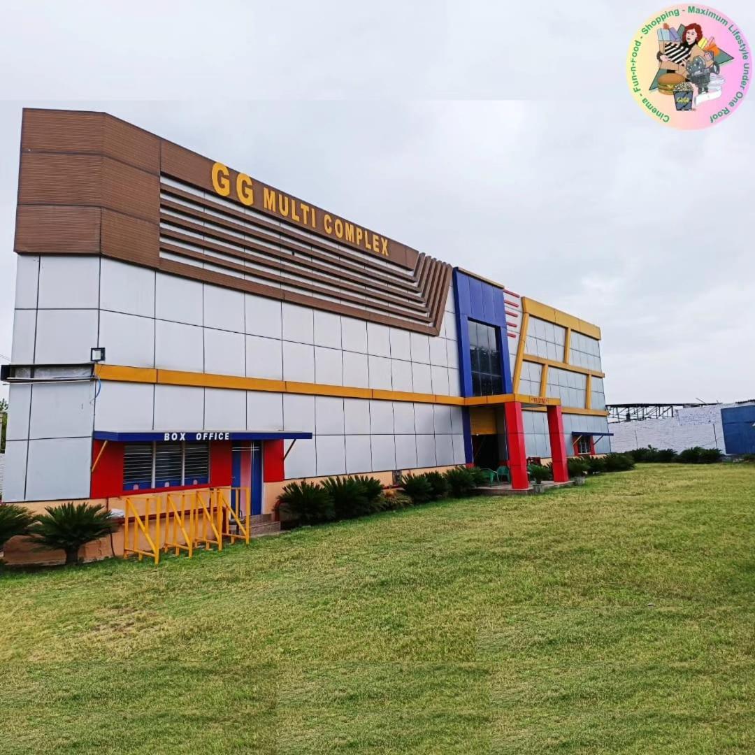 G G Multi Complex Hotel Meerut Eksteriør billede